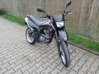Suzuki DR 125 SM - 4