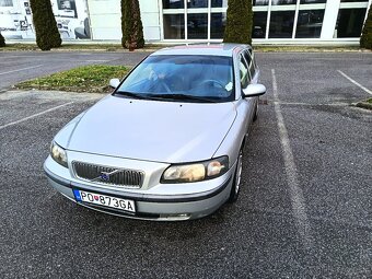 Predam Volvo V70 D5 - 4