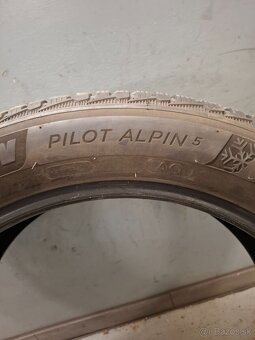 Predám zimné pneumatiky 235/50 r19 - 4