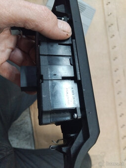 vypínače BMW E60 E61 - 4