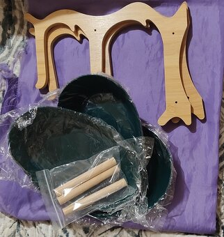 zelený viacposchodový stojan - 4