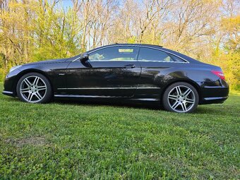 Mercedes Benz E-Classe 220 CDI 150KW Automat r.v.2011Panoram - 4