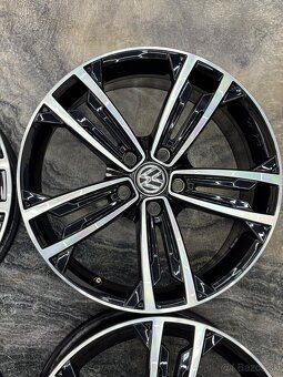 ✅ 5x112 r18 Golf 7 8 Sevilla model nádherne - 4