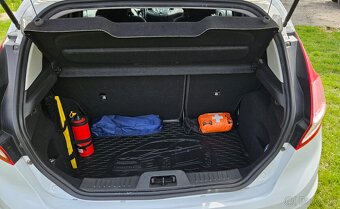 Ford fiesta - 4