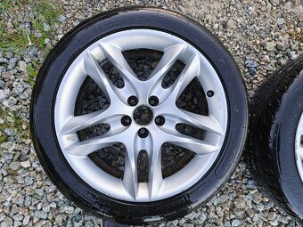 Predám takmer nové letné 17" gumy na hliníkových diskoch - 4