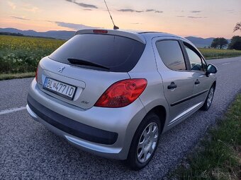 Peugeot 207 - 4