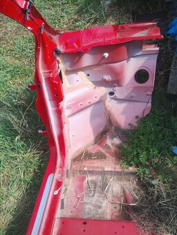 Predám karosárske diely na Ford Focus mk3 - 4