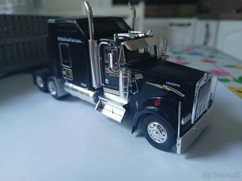 1:43 Kenworth kamión - 4