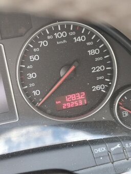 Predám Audi A4 - 4