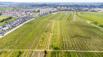 Pozemok s veľkým potenciálom v Pezinku s výmerou až 5190 m2 - 4