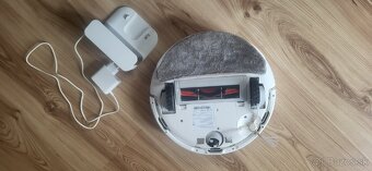 XIAOMI robot vacuum E10 - 4