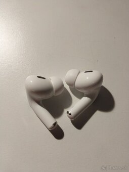 AirPods Pro 2 (2nd generation) - 4