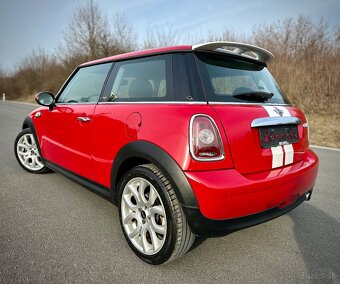 Mini Cooper ONE R56 1.4i Trigger Edition - 4