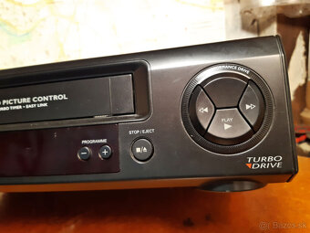 Videorekordér Philips VR210 - 4