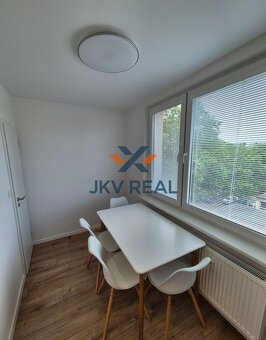 2 izbový byt s balkónom na PRENÁJOM v Bratislave, ulica And - 4