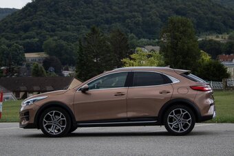 Kia XCeed 1.5 T-GDi Gold - 4