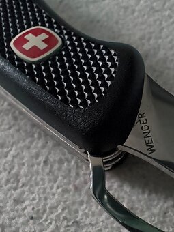 Wenger Delémont Ranger 79 - 4