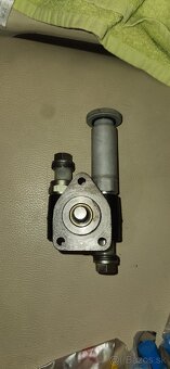 AC pumpa na JCB JS bagre - 4