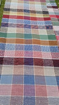 Starý ručne tkaný koberec... - 4