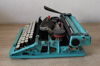 Funkčný písací stroj Remington TenForty - 4