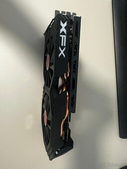 XFX GTS Radeon RX 580 8GB TripleX Edition - 4