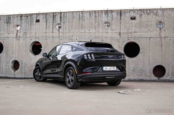 Ford Mustang Mach-E / ODPOČET - 4