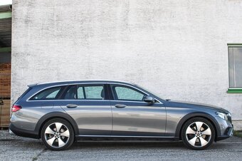 Mercedes E trieda All-Terrain 220d 143kW 4MATIC AT9 - 4