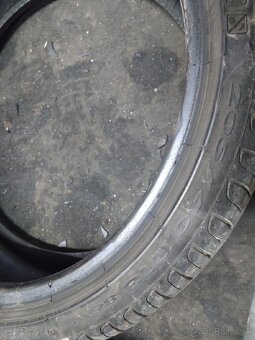 205/40 R18 - 4