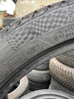 245/40 r19 zimné Continental 6,5-7mm DOT 23 - 4