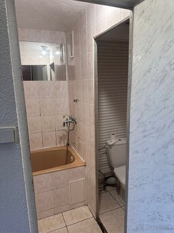 Jednoapolizbový byt na Študenskej ulici. - 4