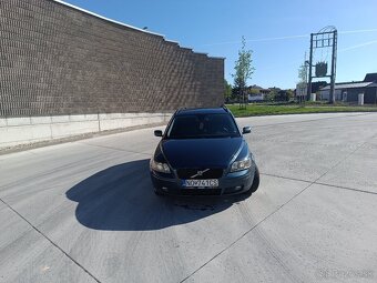 V50 - 4