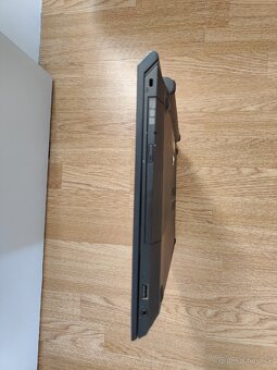 Lenovo B50 - 4