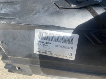 Predám ľavý predný svetlomet na VOLVO (halogénový) - 4