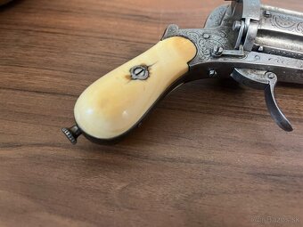 Historický revolver korennička lefaux 9mm - 4