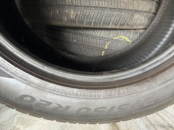 275/50R20 - 4