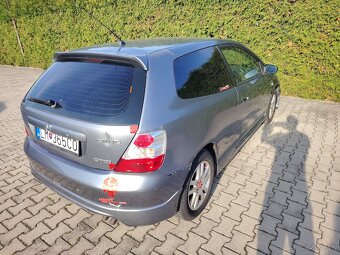 Honda Civic - 4