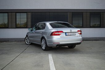 Škoda Superb 2.0 TDI CR Business - 4