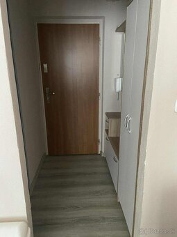 Predaj 1 izbový byt - 4