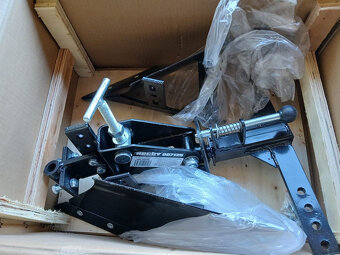 Takmer nový motorový kultivátor HECHT 796 + príslušenstvo - 4