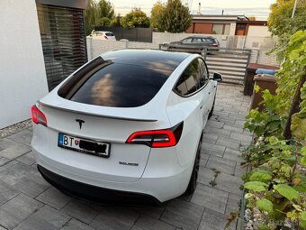 Tesla model Y Performance 10/2022 , 393 KW - 4