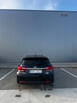 Predám Hyundai i40CRDI 1.7 - 4