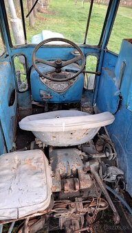 Predám traktor ZETOR 3011 - 4