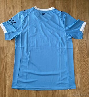 Manchester City dres – veľkosť M a L – nový so štítkami - 4