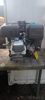 Ponúkam 4taktny benzínový nový motor - 4
