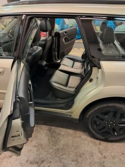 Subaru Outback 2.5 - 4