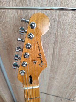 Fender Player Plus Stratocaster Olympic Pearl - 4