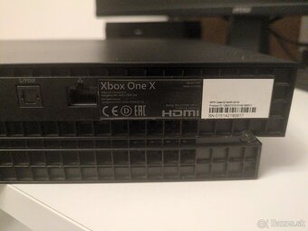 Xbox one x 1tb - 4