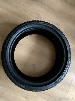 pirelli winter sottozero 3 225 40R19 - 4