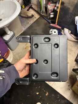 Zosilovač Volvo v60 s60 - 4