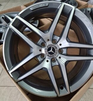 Mercedes S AMG 19- originál - 4